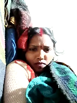 Cm_pooja's cam snapshot