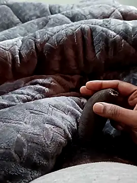 Naughtyforpussy's cam snapshot