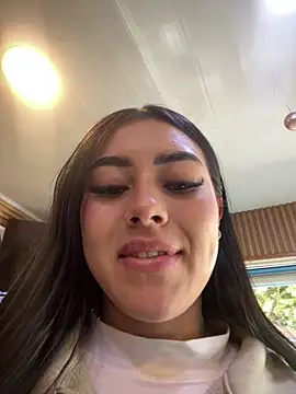 emily_24x's cam snapshot