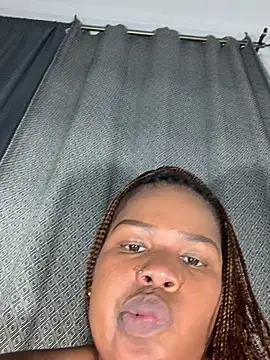 Cuddle_Bear live sex cam