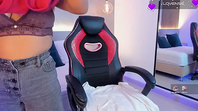 nina_desire_'s cam snapshot