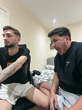 Juliann69Ramiro's cam snapshot