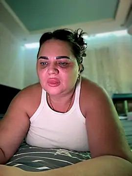 littleRikka live sex cam