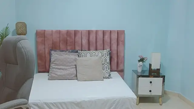 sophia_hadid live sex cam