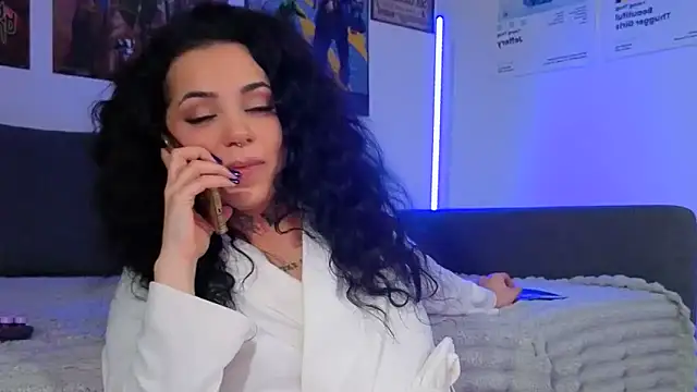 KiraQuinn1's cam snapshot