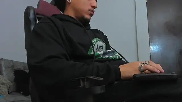 Xfire_boy69's cam snapshot