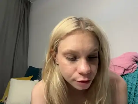 Bl1ssfulSof1's cam snapshot