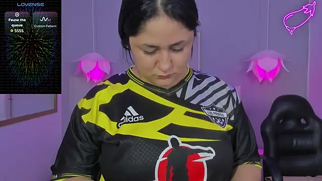 Lisa7_7's cam snapshot