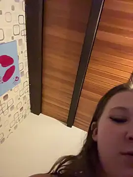 LittleChaosQueen live sex cam