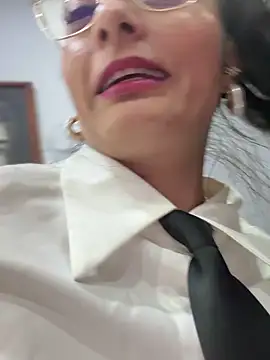 _Bella-Office1's cam snapshot