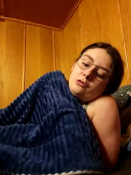 YoungLiisaxx's cam snapshot