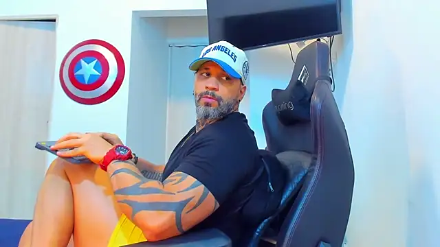 JoshRigby live sex cam