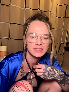 vinique99's cam snapshot