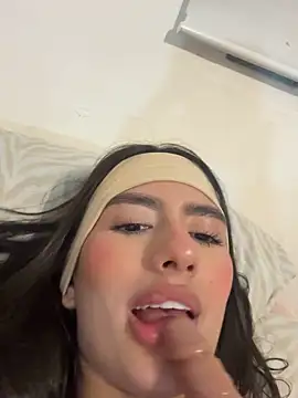 Julieta_Duque's cam snapshot