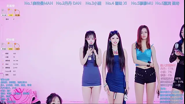 Luckygirls-339's cam snapshot