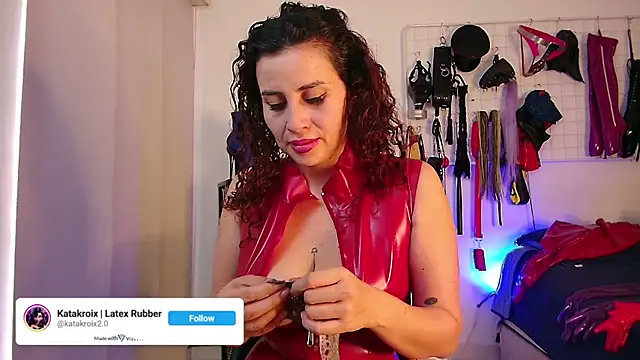 mylatexpleasure's cam snapshot