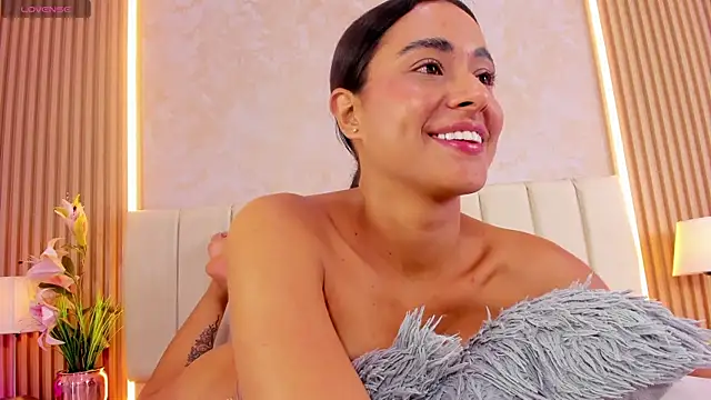 ZOEBARLOWE's cam snapshot