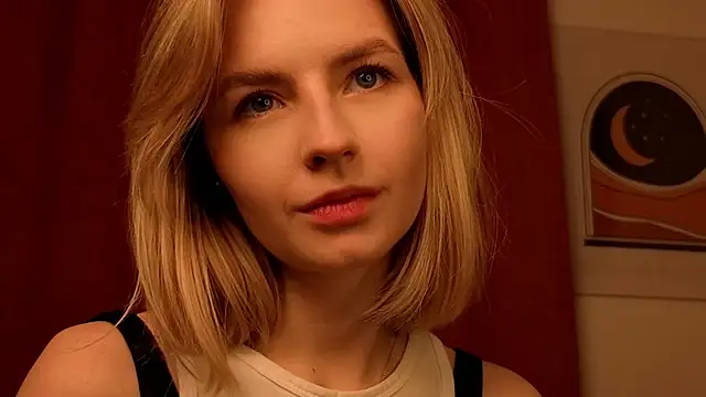 Sunshine_Angell's cam snapshot