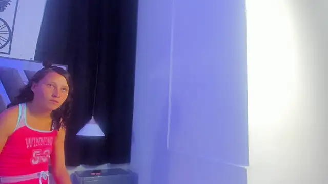 SalomeWilson's cam snapshot