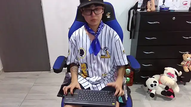 thomascooper7 live sex cam