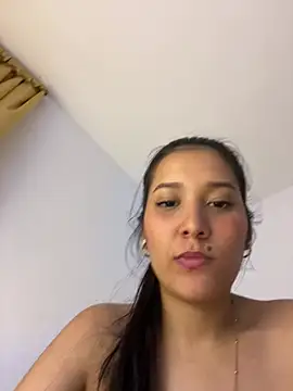 IsabellaJoness_ live sex cam