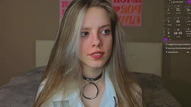 TiffinyMergist live sex cam