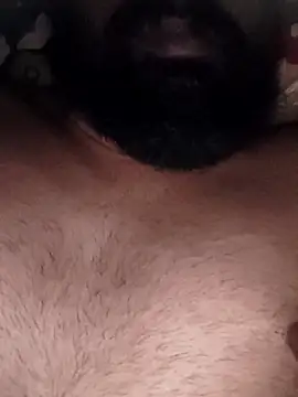 LargishSexiness live sex cam