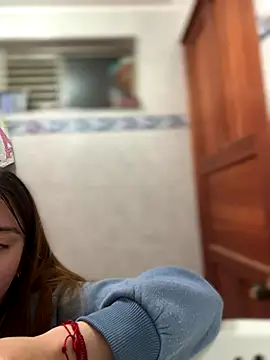 Cloew_Marz live sex cam