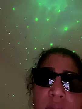 sophiahot_thick live sex cam