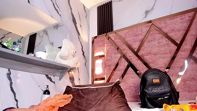 tifany_bigdick live sex cam