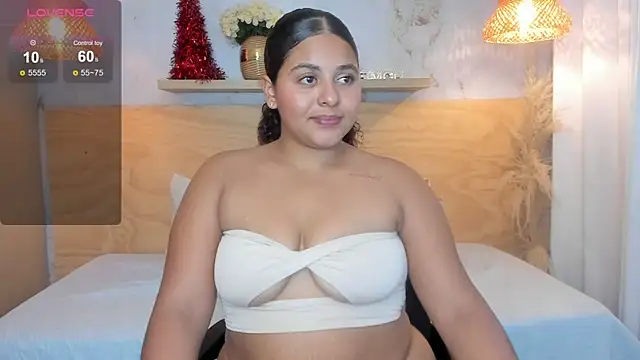 Soophie_taylor3's cam snapshot