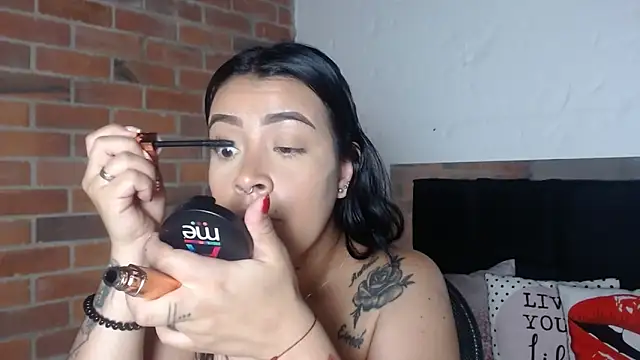 salome__hills1's cam snapshot