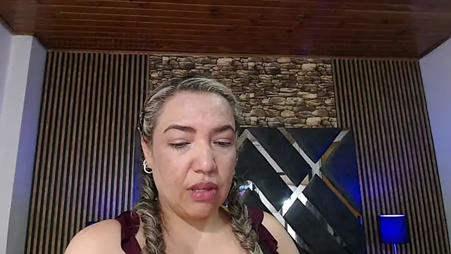 marie_hss's cam snapshot