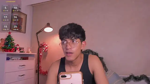 teobrowny live sex cam