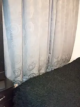 Fernandar2025's cam snapshot