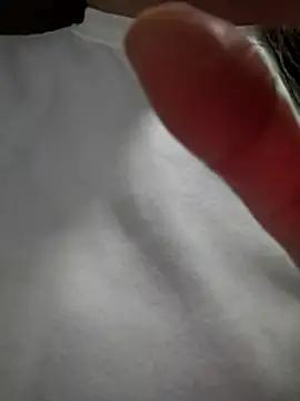 Madisson-04_'s cam snapshot