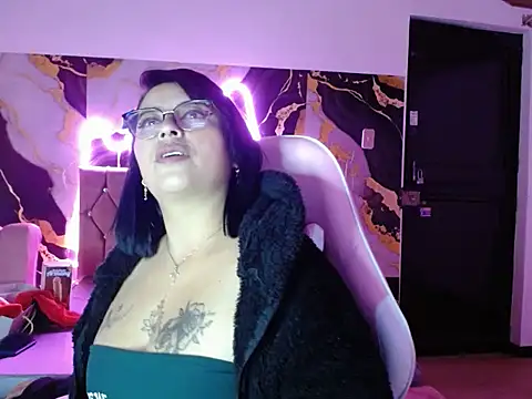 xxxEffy-'s cam snapshot