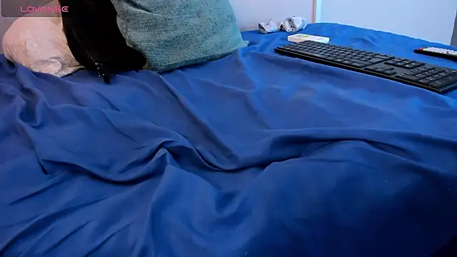 allyson_cute1's cam snapshot