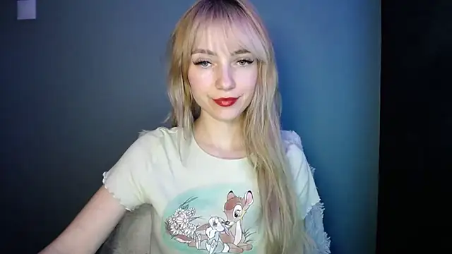 LuciaYoung's cam snapshot