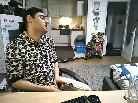 mihaimichael's cam snapshot