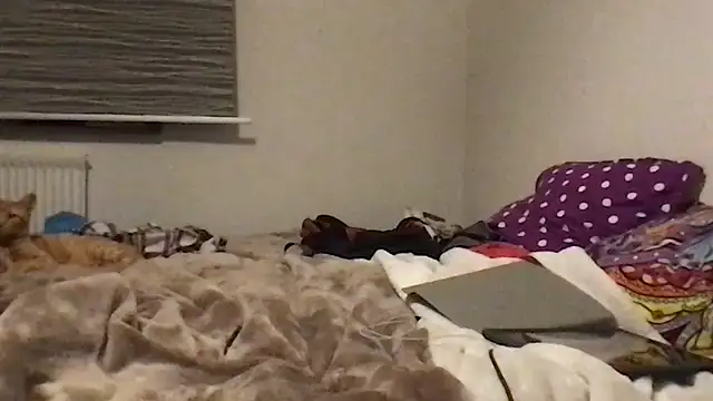 MeluaMauritius's cam snapshot