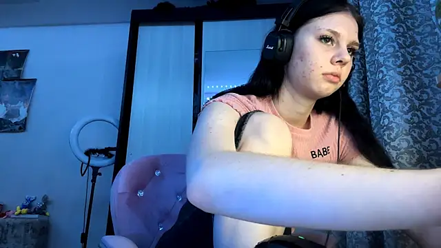 AnGallo's cam snapshot