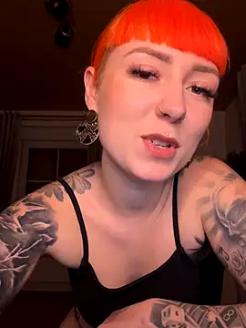 ScarletVixenLive's cam snapshot