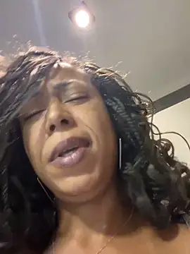 dianagolley420's cam snapshot