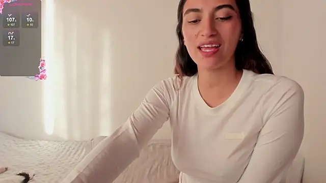 Gabee7_'s cam snapshot