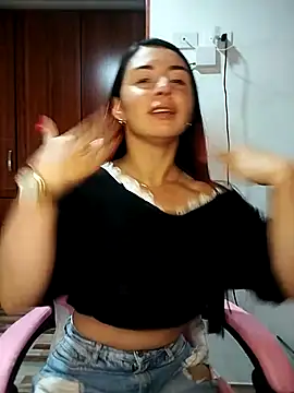 NathyMilf_'s cam snapshot