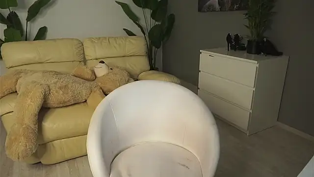 SweetBlondy35's cam snapshot