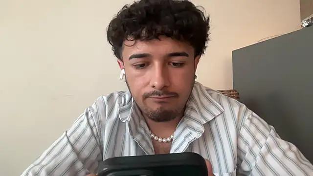 Gorillabutt1414 live sex cam