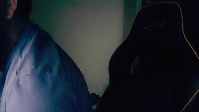 LondonMan1988 live sex cam