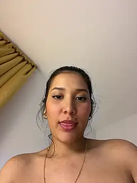 IsabellaJoness_'s cam snapshot